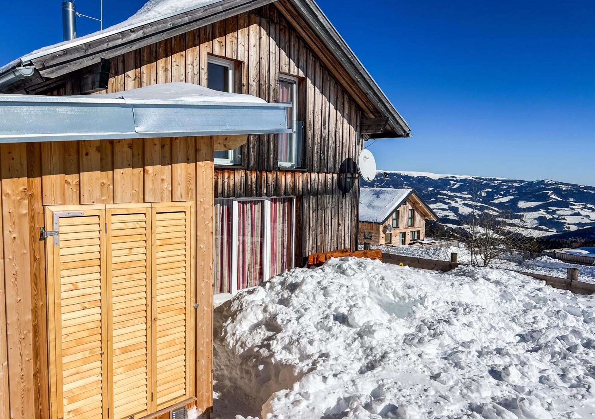 1A Chalet Eck - Wandern, Grillen, Panorama Sauna! Klippitztorl Buitenkant foto